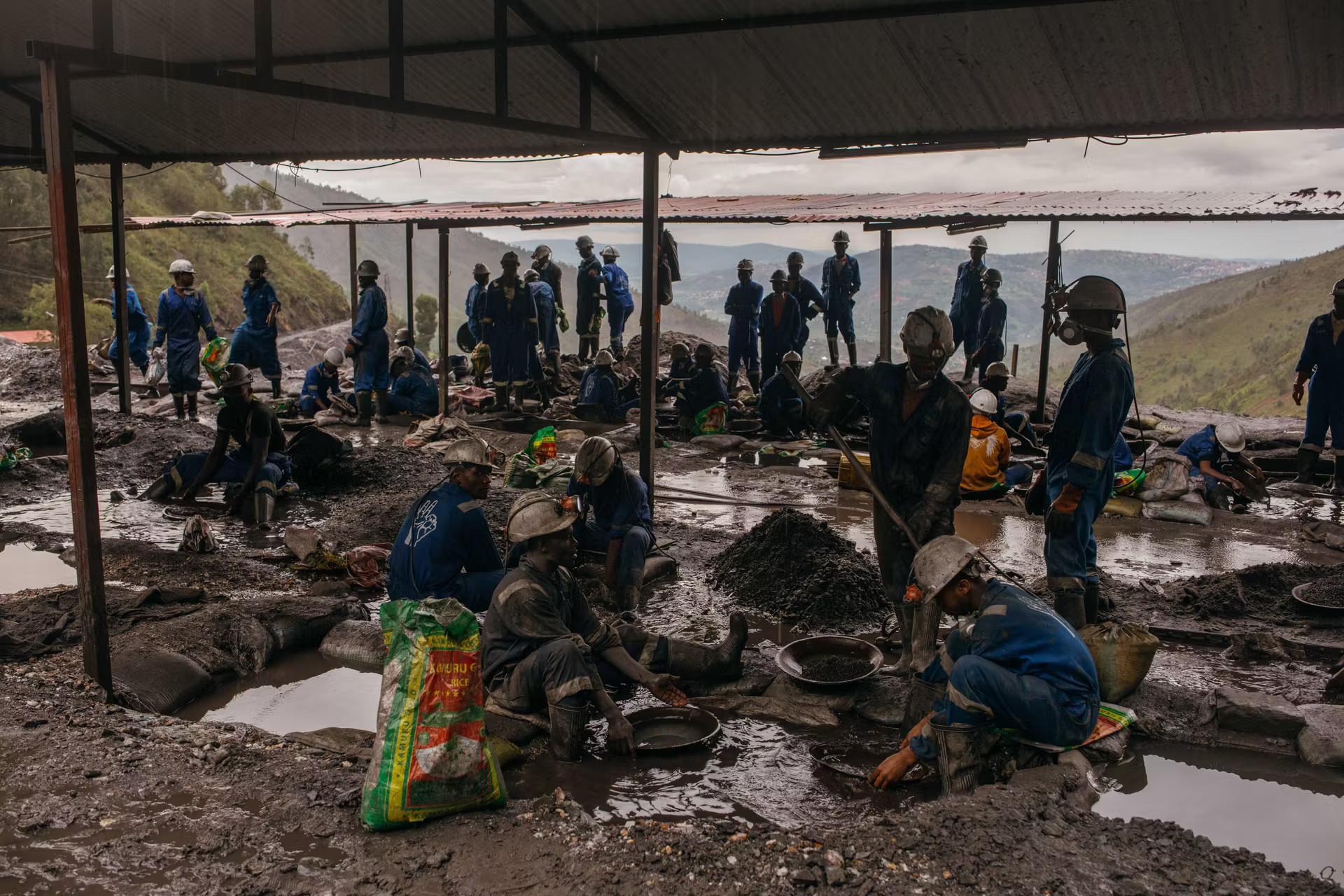 lemonde-metaux-critique-afrique