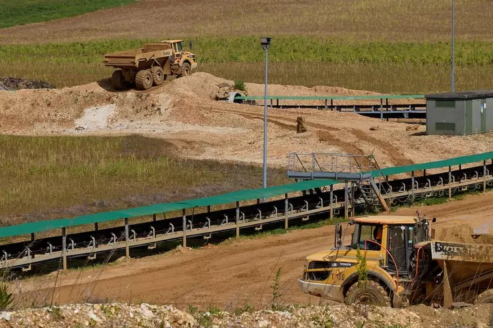 extraction_lafarge